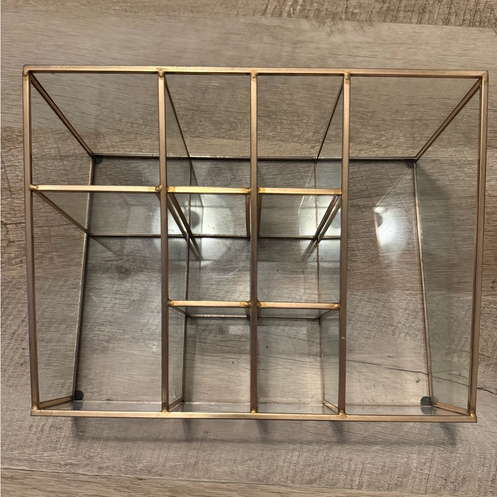 Gold Glass Organizer - Picture 2 of 2